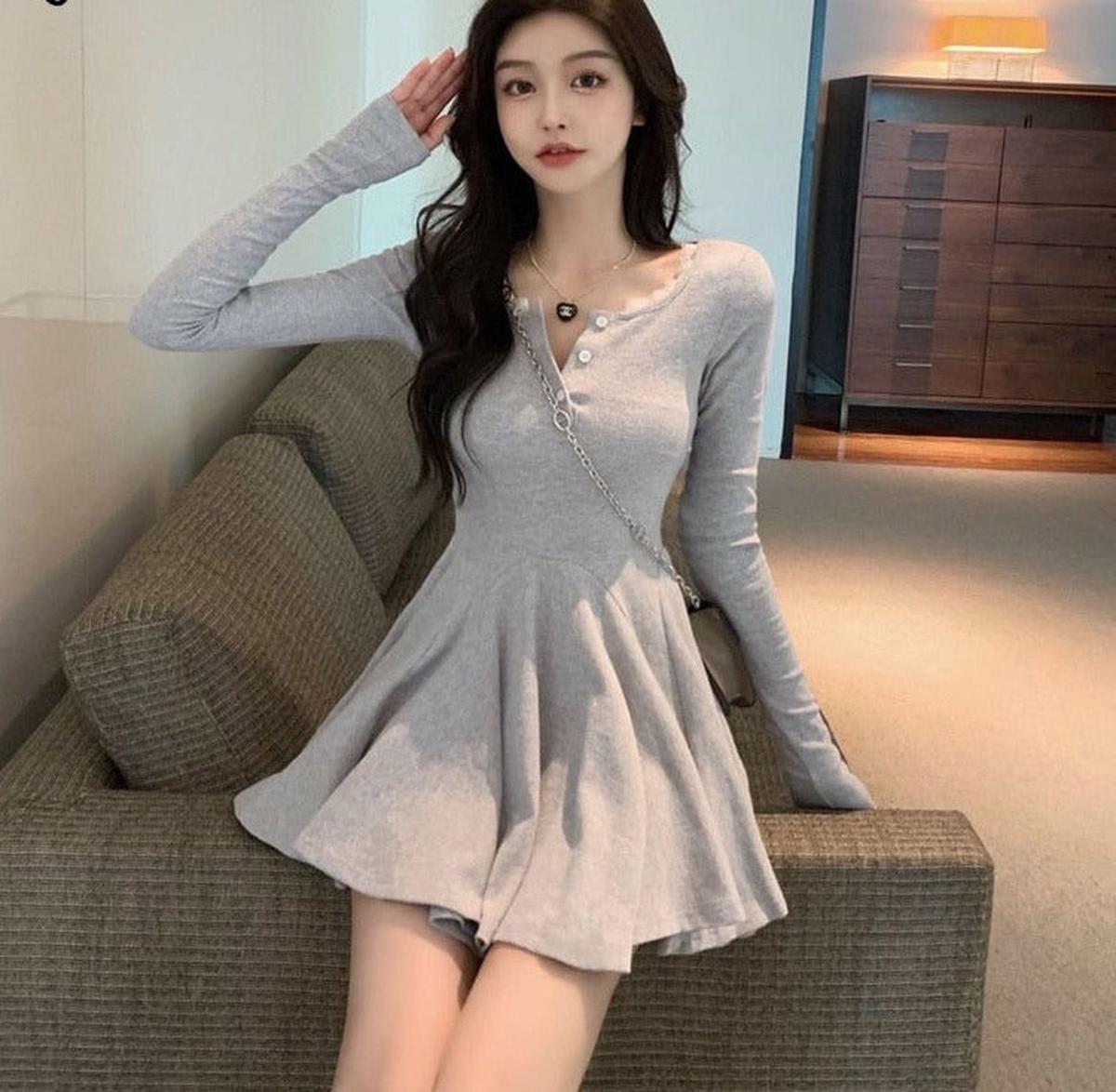 Women's Relaxed Fit Dress With Timeless Elegance