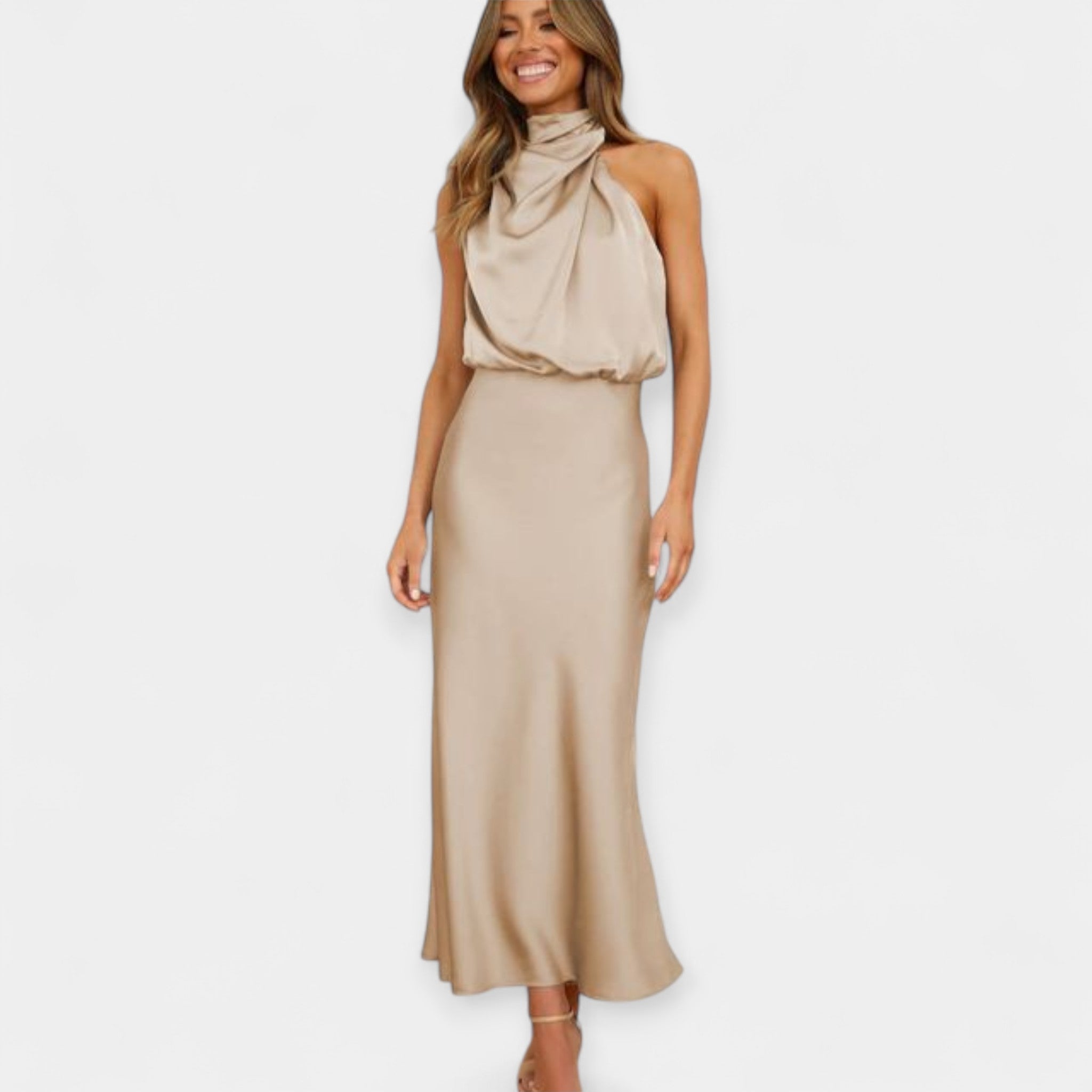 Rochie elegantă fără umeri
