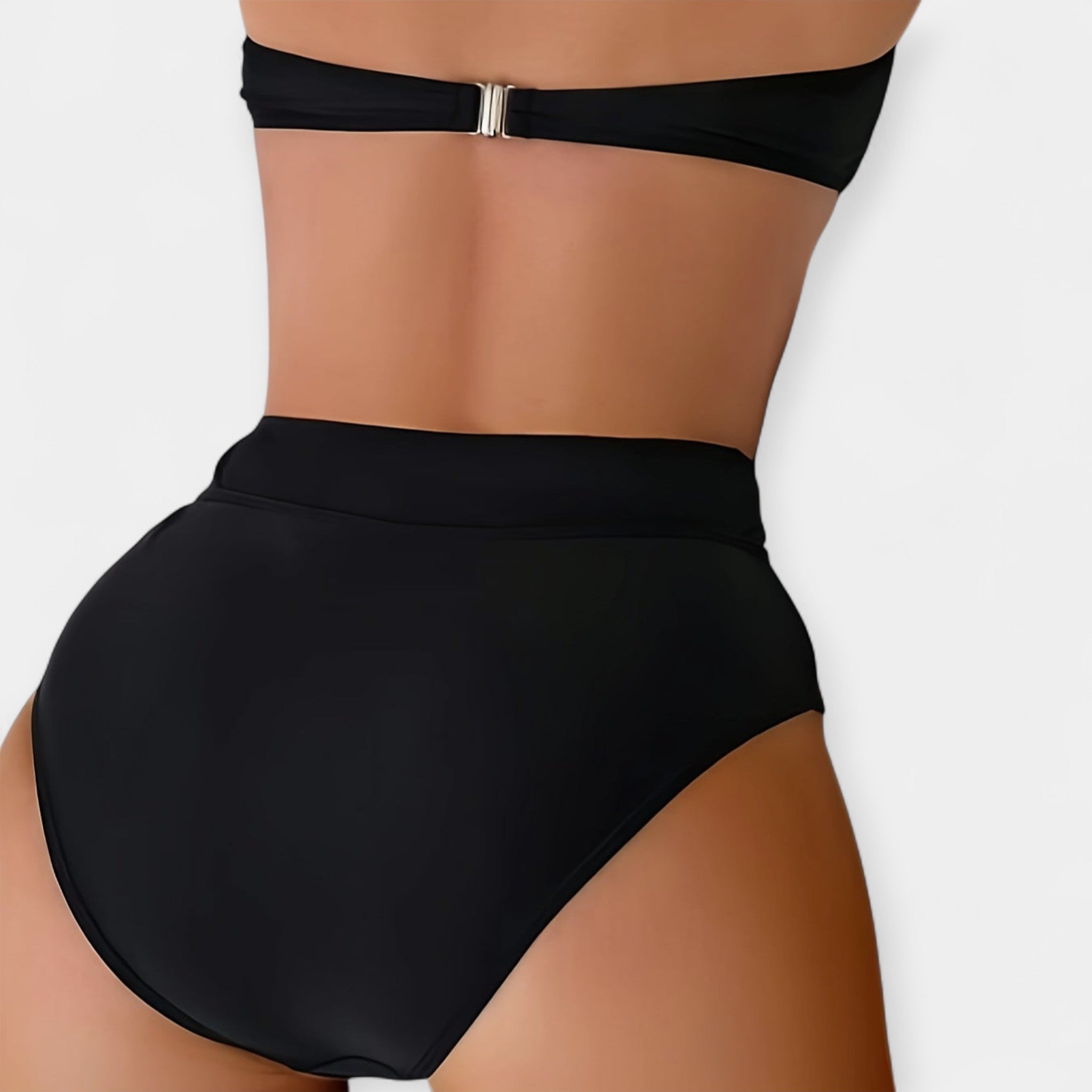 Bikini stilat din două piese monocrom
