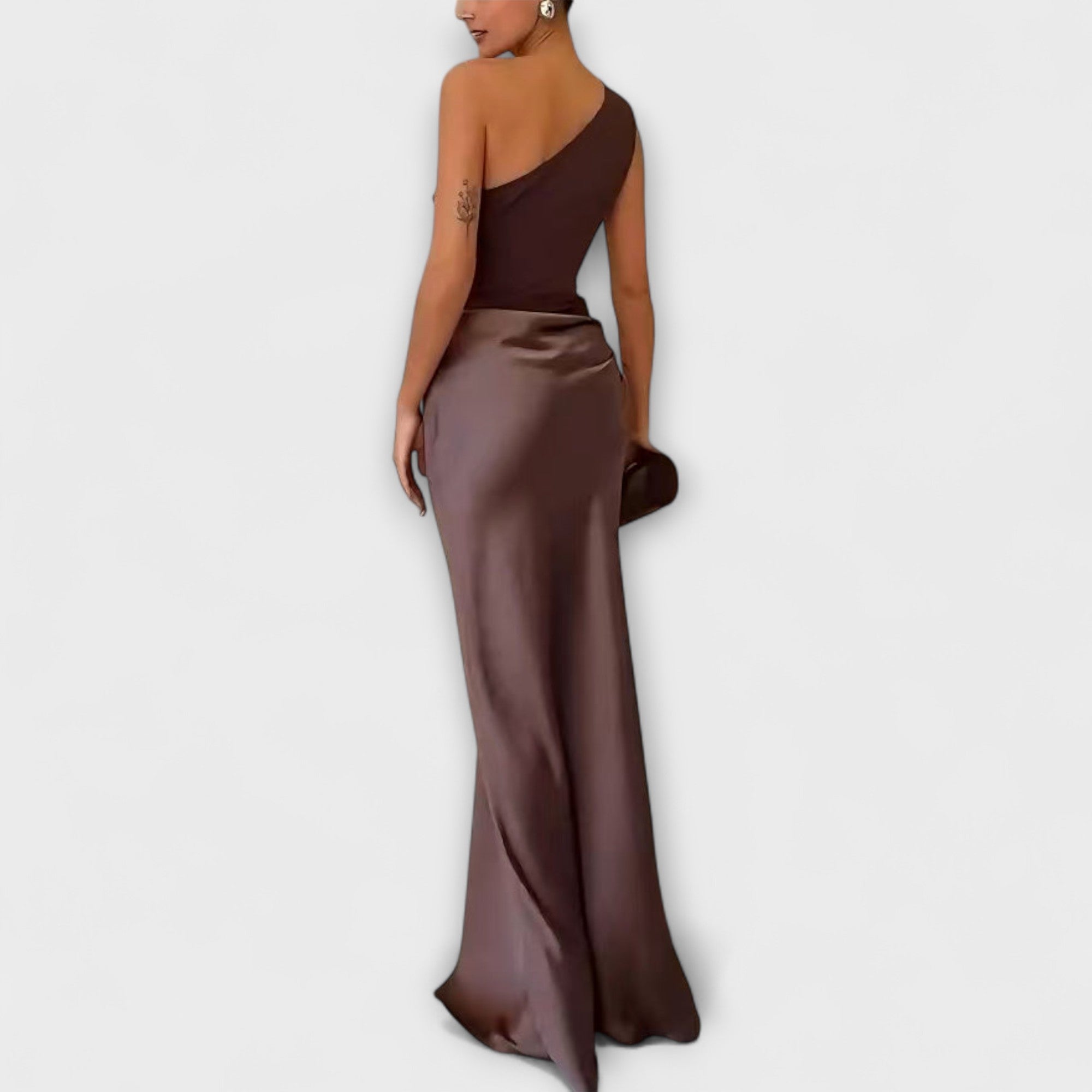 Rochie lungă elegantă, cu un umăr