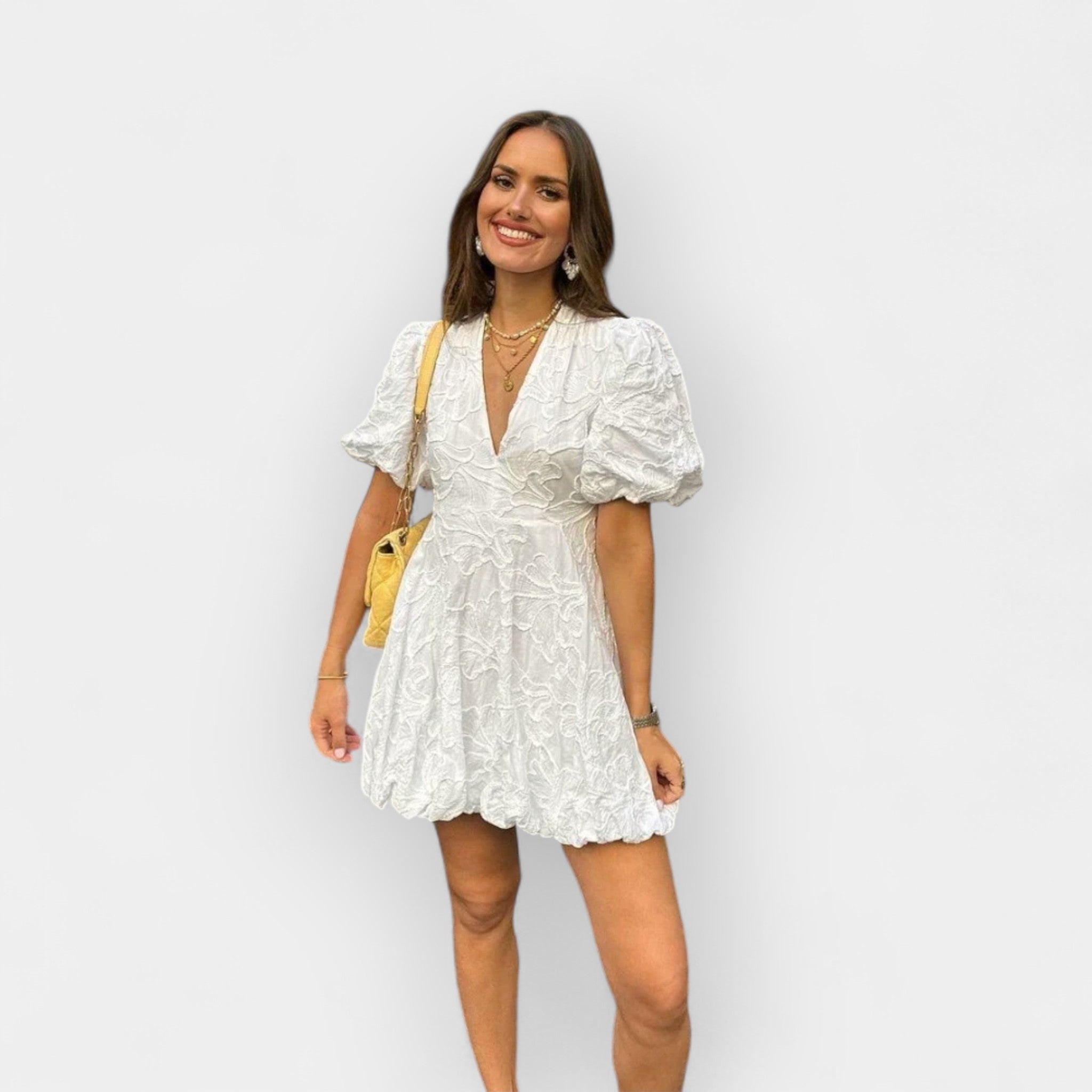Rochie albă vaporoasă